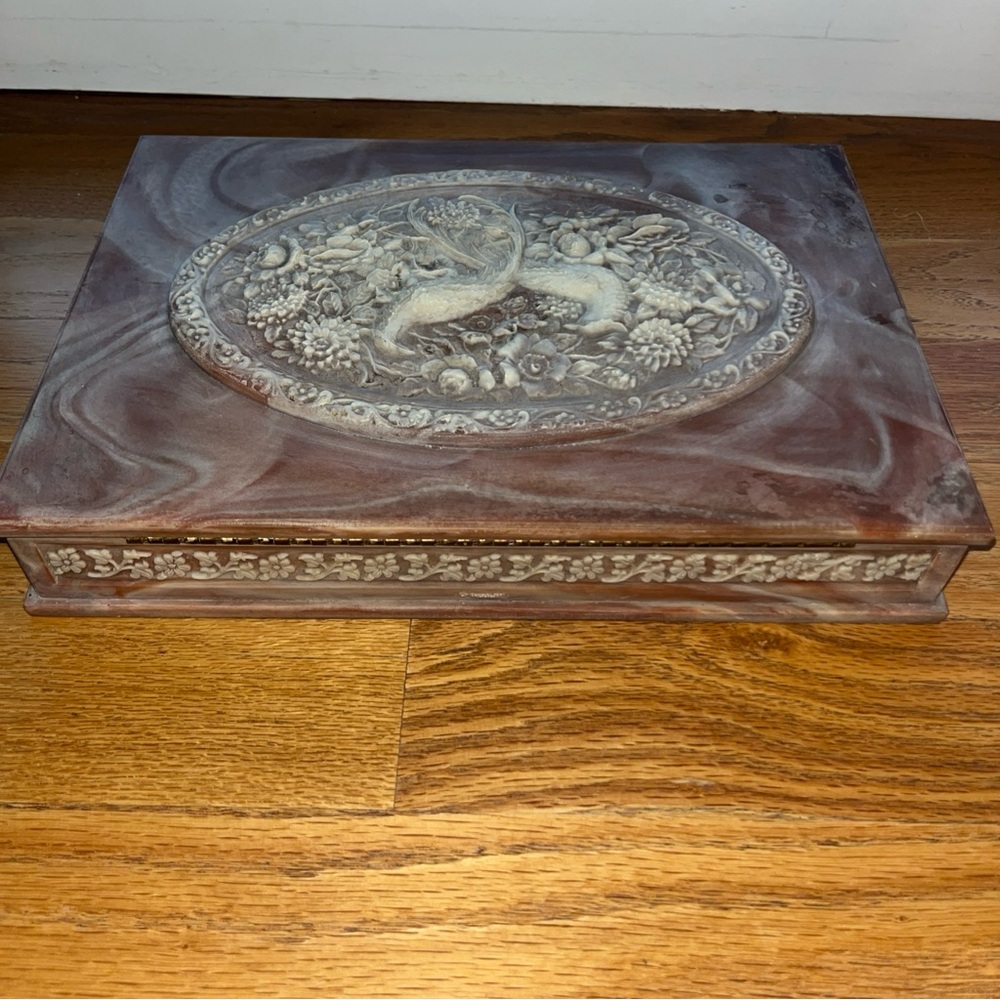 Incolay Stone Jewelry Box 14” X 10” X 2.5” - Picture 8 of 10